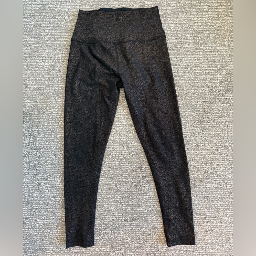 Beyond Yoga Metallic Speckle Leggings Medium Black High Rise Made in USA Shimmer